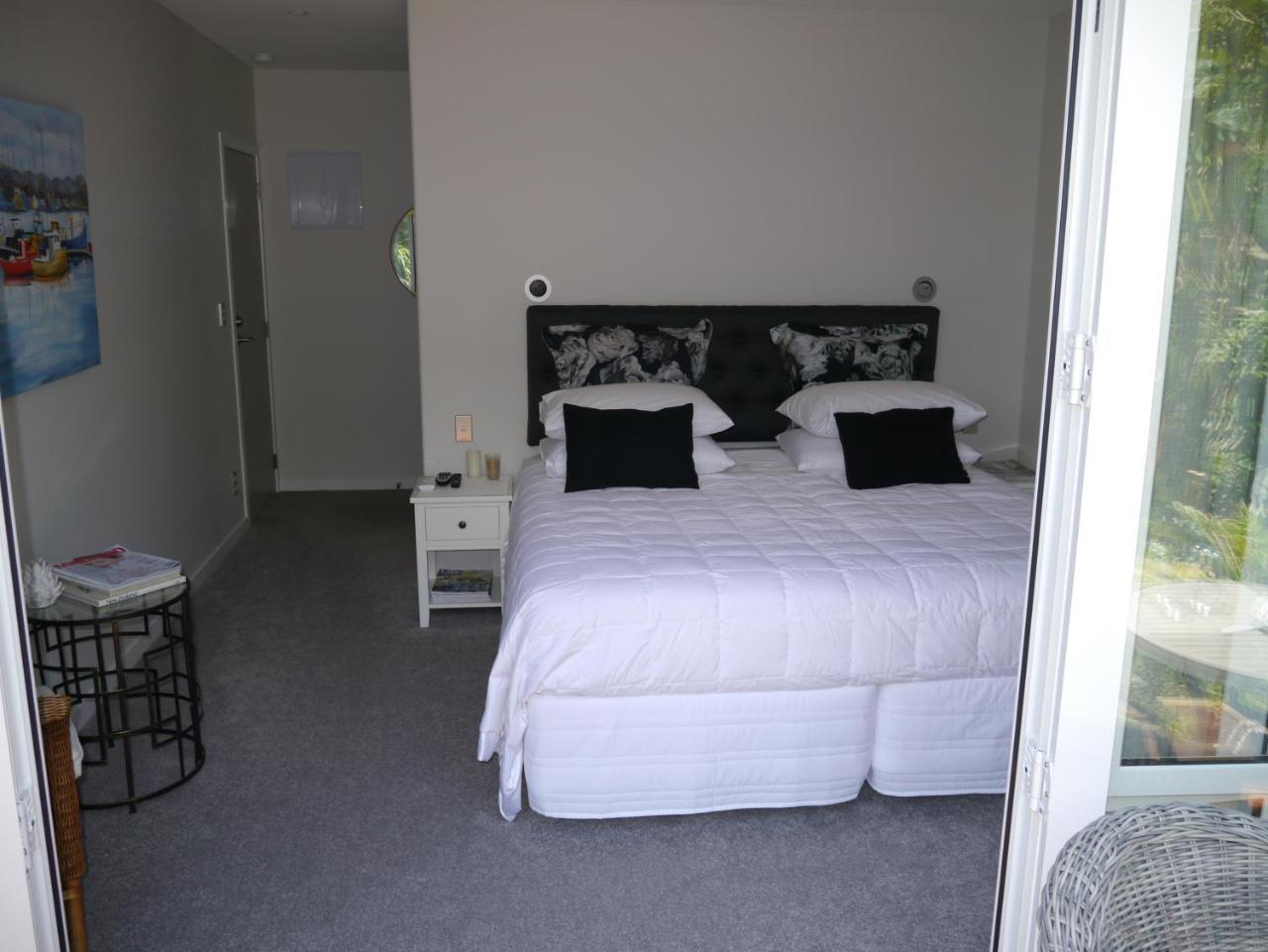 Kereru Cottage Russell - James Cook Apartment Extérieur photo