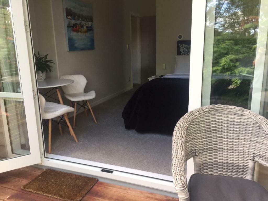 Kereru Cottage Russell - James Cook Apartment Extérieur photo